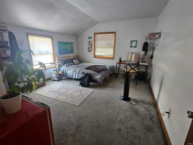 $4,000 | 405 East 15th Street, Bloomington, IN 47408