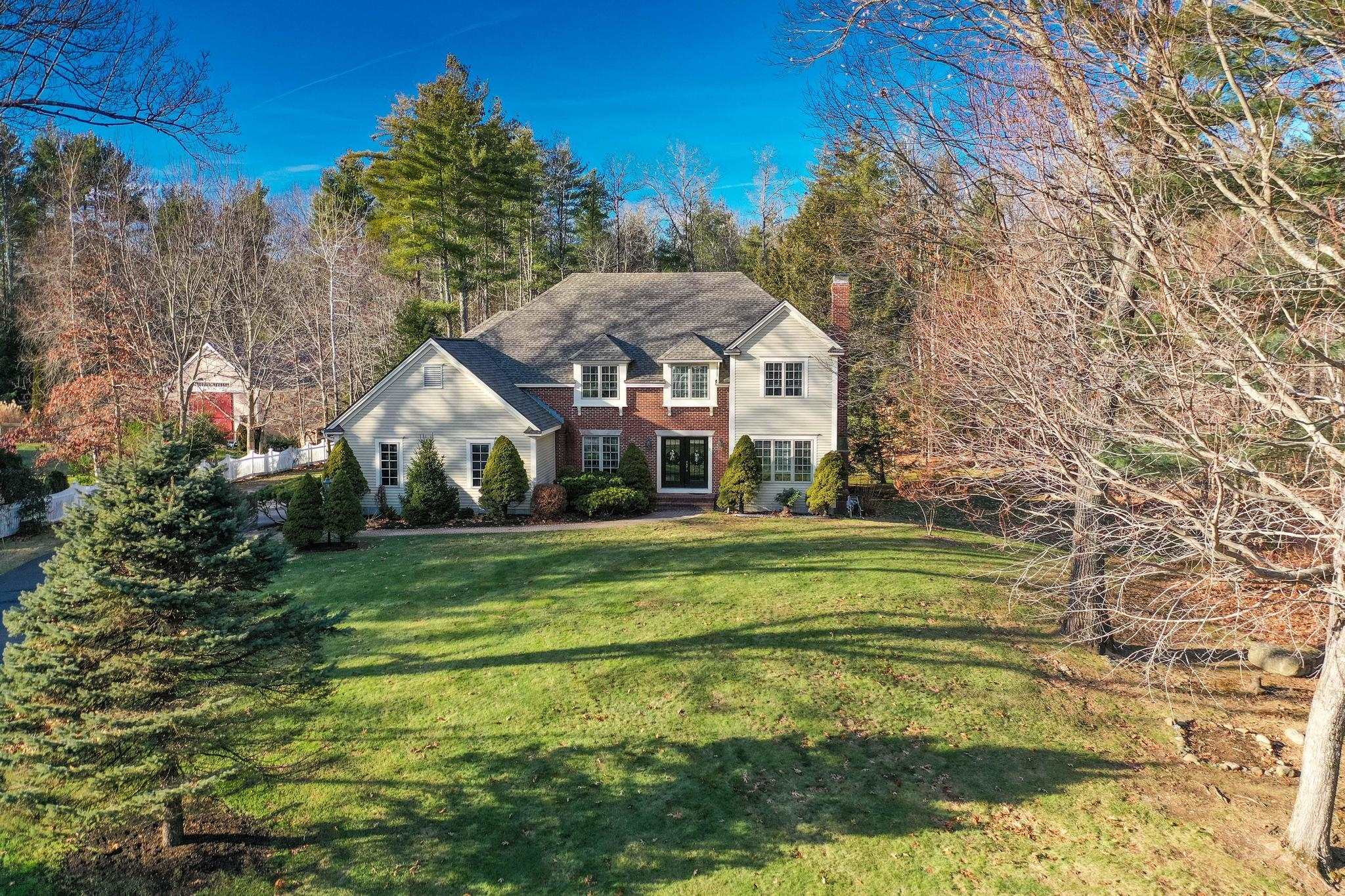 3 Balsam Way Stratham, NH 03885 - Photo 1 of 33