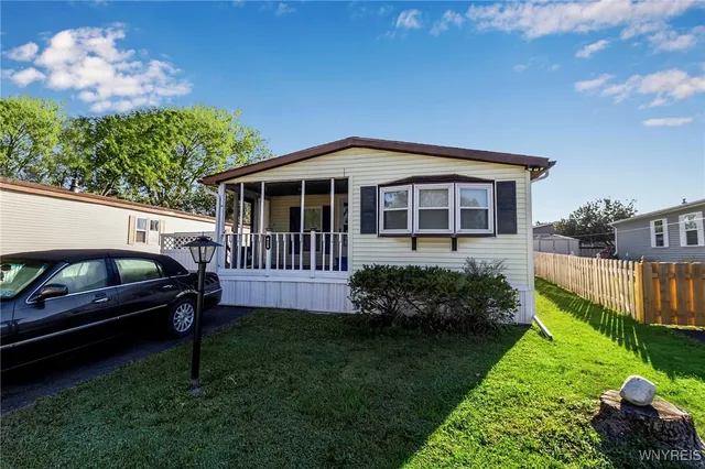 $50,000 | 438 Chestnut Drive, Lockport Town, NY 14094