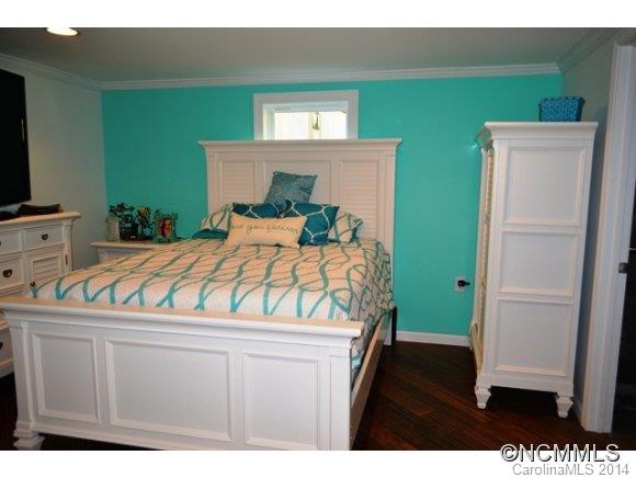 98 Moores Valley Road Leicester, NC 28748 - Photo 7 of 12