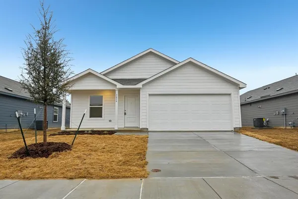 $2,700 | 1616 Poptic Lane, McKinney, TX 75071