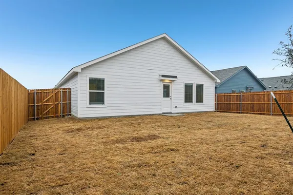 $2,700 | 1616 Poptic Lane, McKinney, TX 75071