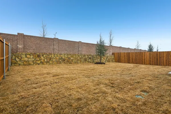 $2,700 | 1616 Poptic Lane, McKinney, TX 75071