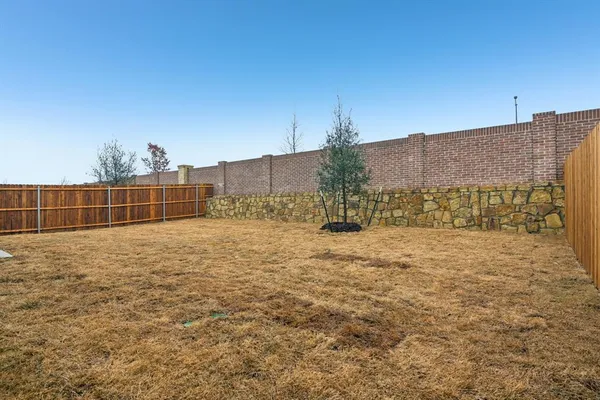 $2,700 | 1616 Poptic Lane, McKinney, TX 75071