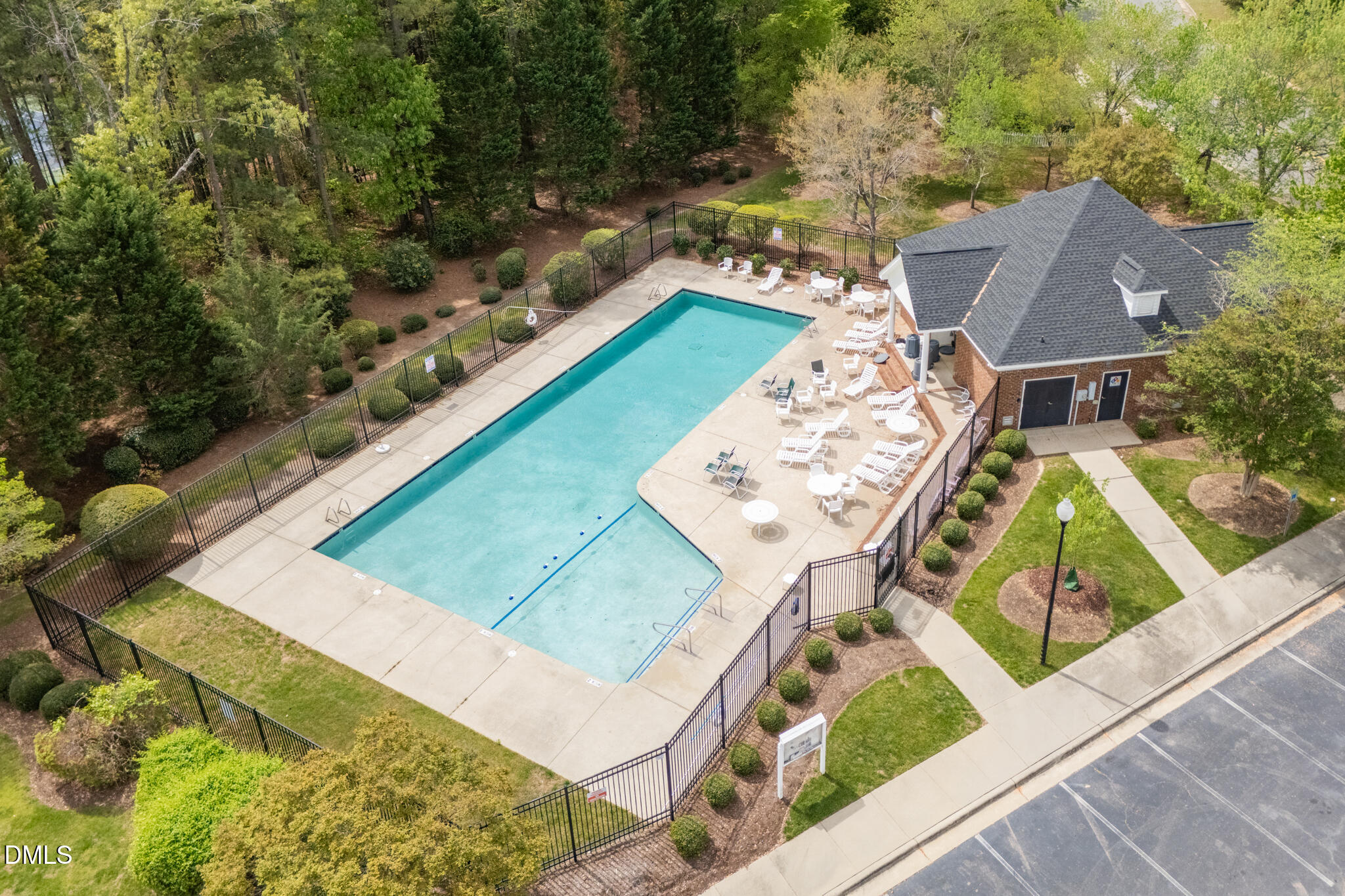 5604 Neuse Farm Drive Raleigh, NC 27616 - Photo 42 of 44 pool and clubhouse