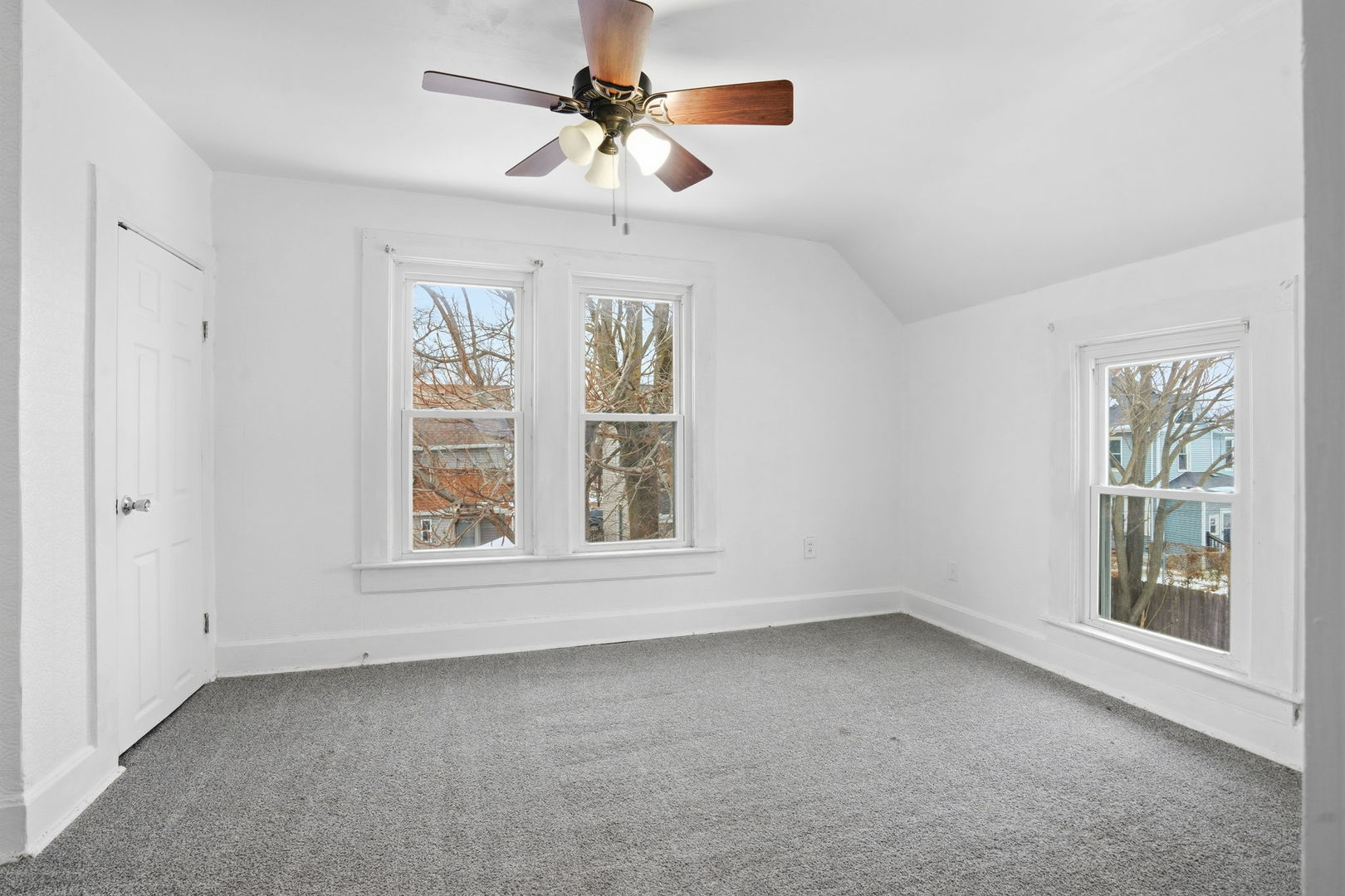 1306 17th Street Moline, IL 61265 - Photo 13 of 14 a view of an empty room with a window
