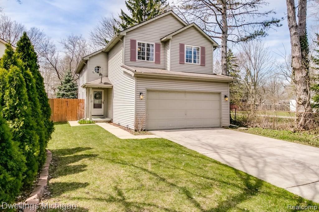 22113 Springbrook Avenue Farmington, MI 48336 - Photo 1 of 35 Welcome to 22113 Springbrook Ave!