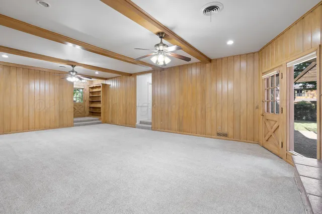 a view of an empty room with window