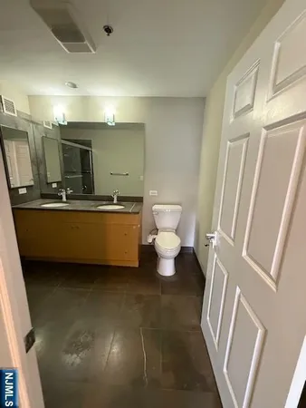 $3,800 | 2201 City Place, Edgewater, NJ 07020