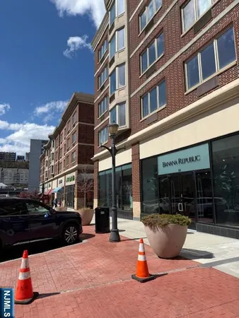 $3,800 | 2201 City Place, Edgewater, NJ 07020