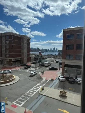 $3,800 | 2201 City Place, Edgewater, NJ 07020