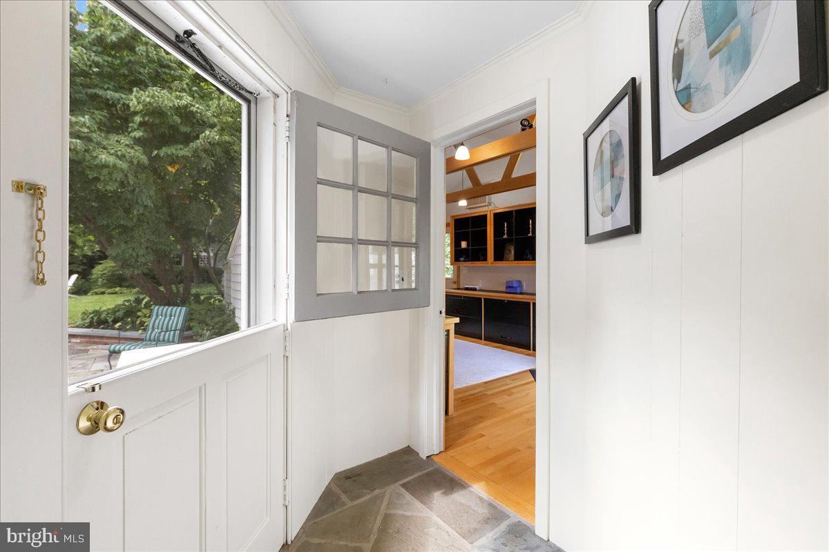 7 Armour Road Princeton, NJ 08540 - Photo 21 of 57 Hall to Office