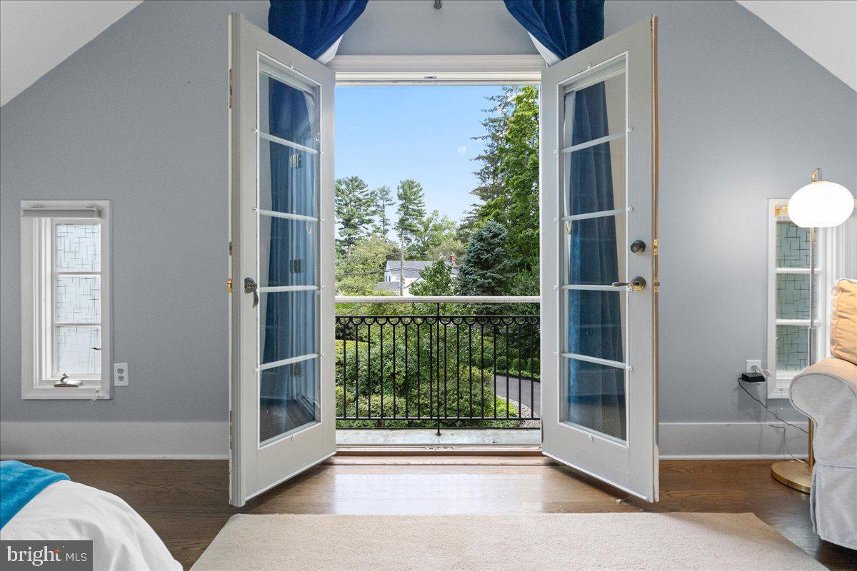 7 Armour Road Princeton, NJ 08540 - Photo 33 of 57 Juliet Window in Primary Bedroom