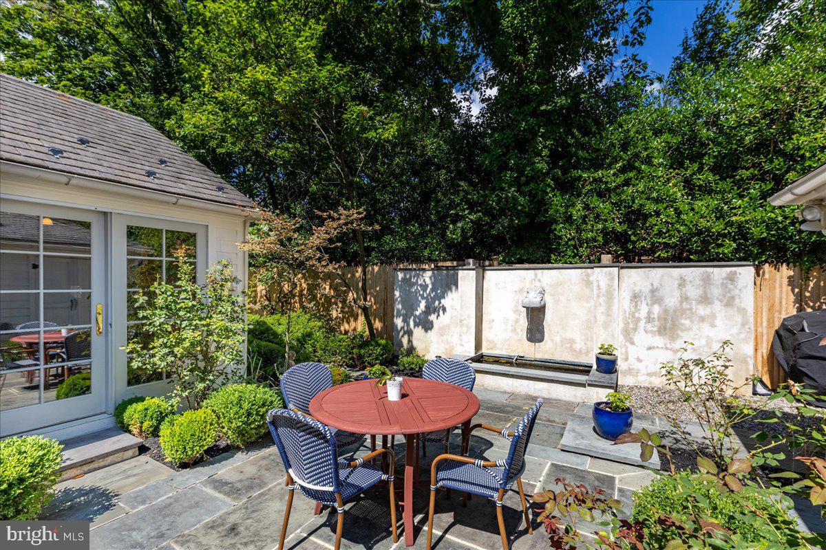 7 Armour Road Princeton, NJ 08540 - Photo 44 of 57 Private Courtyard