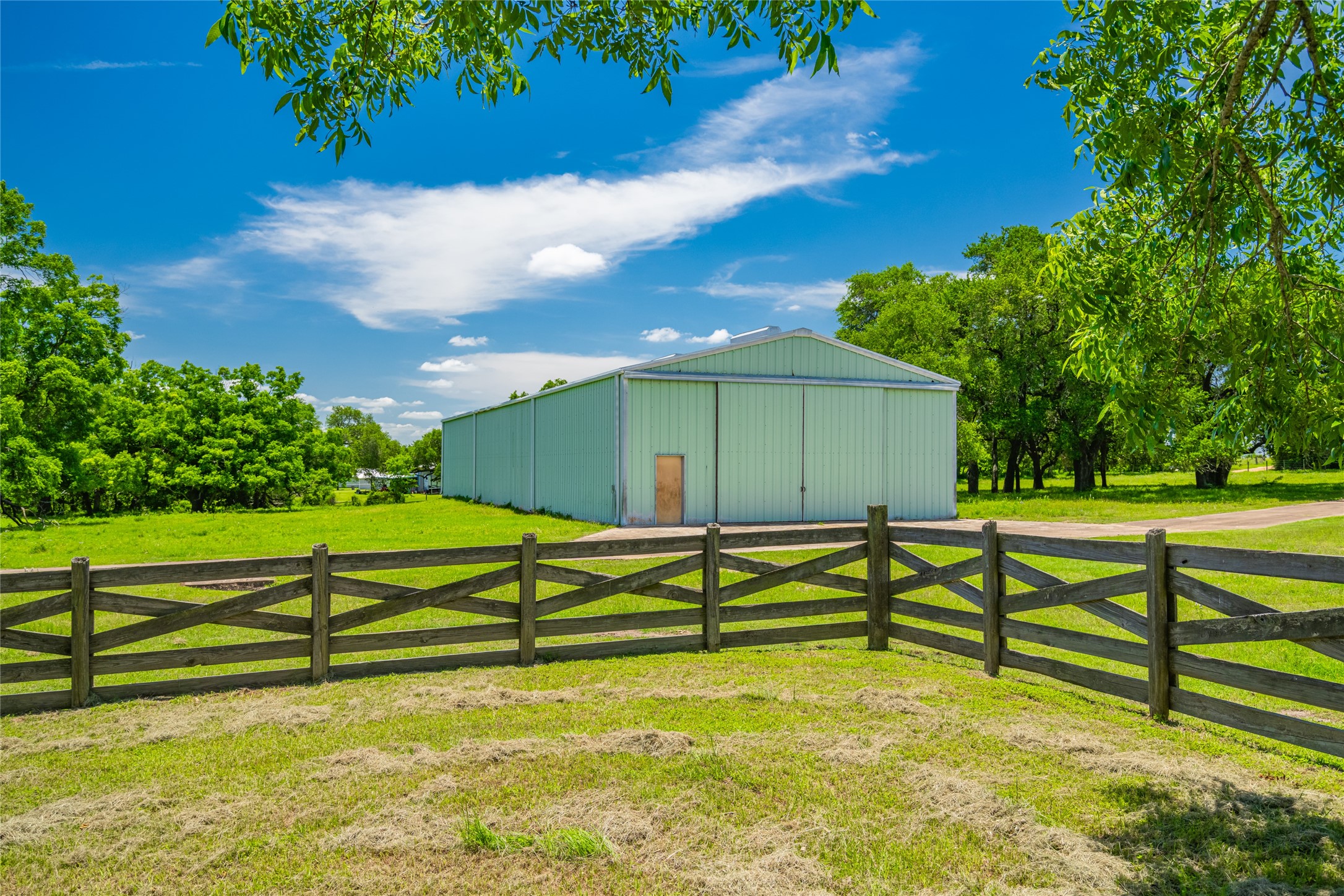 7900 Old Gay Hill Road Brenham, TX 77833 - Photo 9 of 38