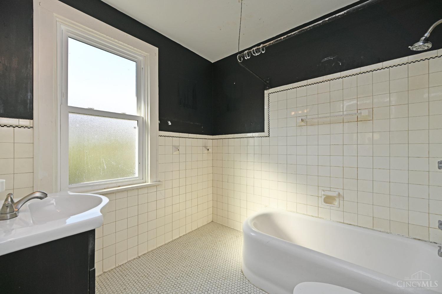 4922 Ralph Avenue Cincinnati, OH 45238 - Photo 20 of 31 Gallery Image 20