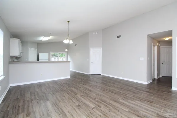 $1,625 | 2081 Sequoia Circle, Pensacola, FL 32526