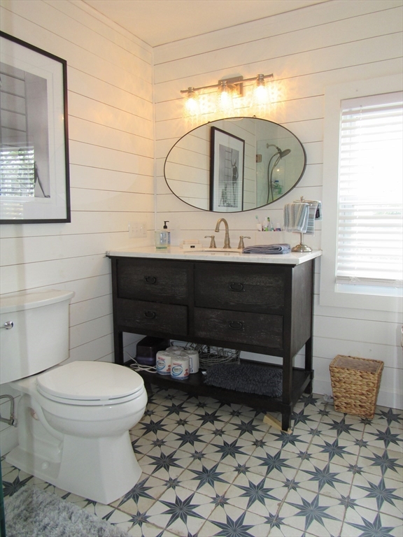 43 Middle Road Ipswich, MA 01938 - Photo 18 of 27