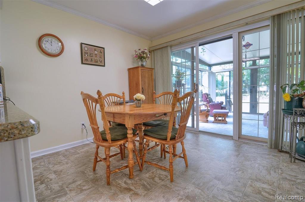 1237 Sandy Ridge Drive Rochester Hills, MI 48306 - Photo 14 of 35