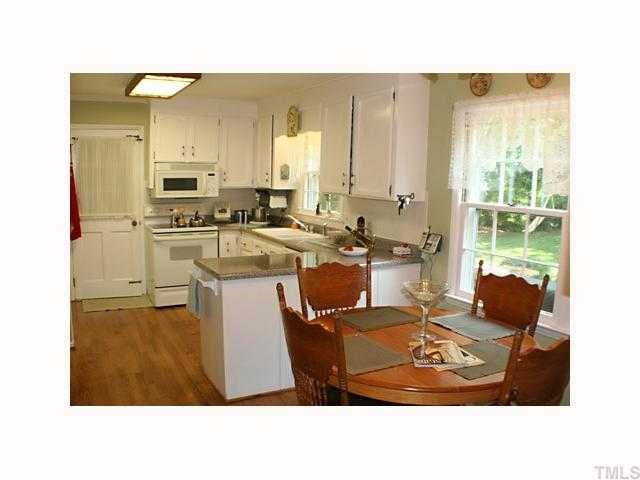 1413 Falls Church Road Raleigh, NC 27609 - Photo 2 of 12 Kitchen