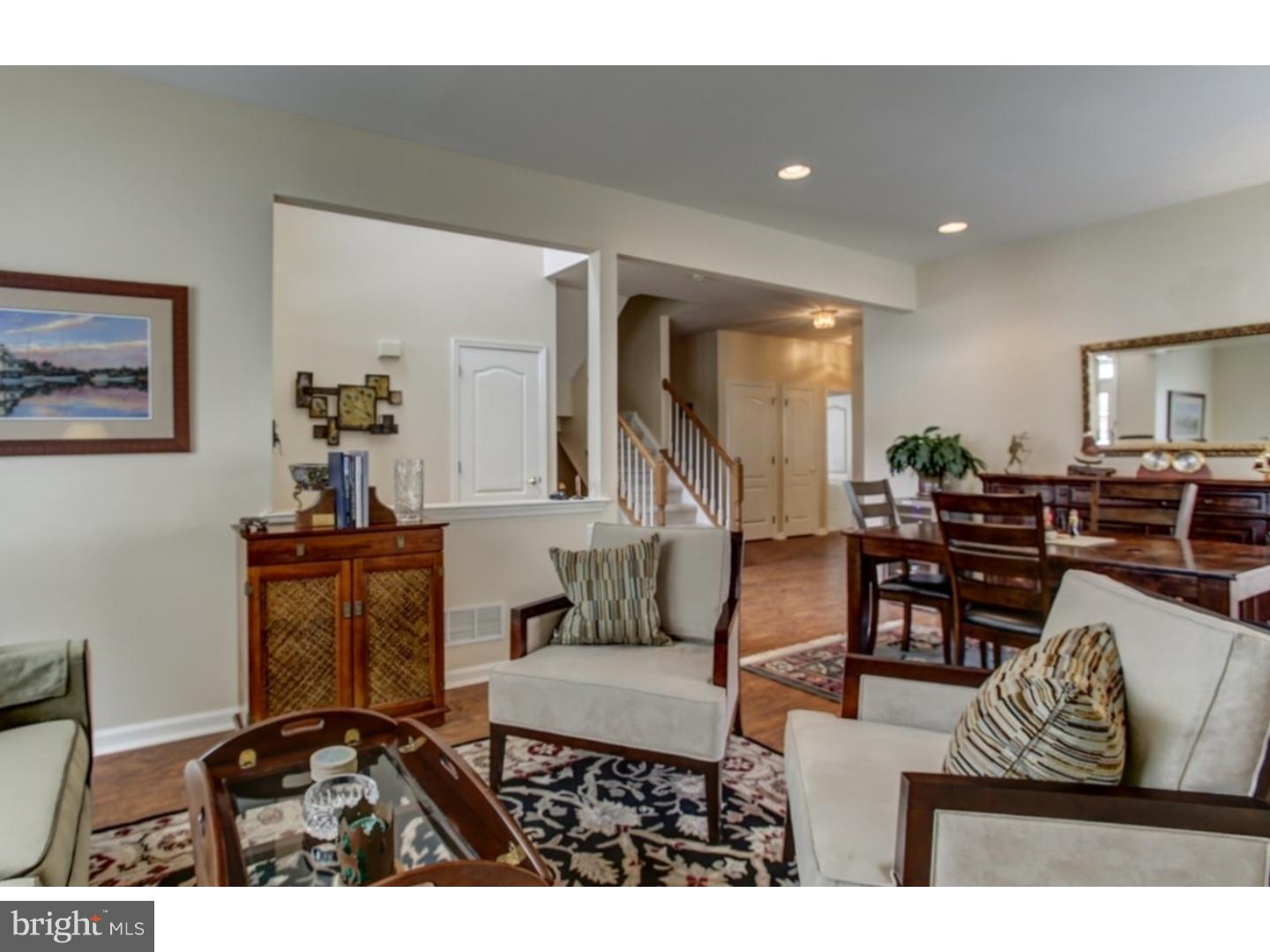 1465 Quaker Ridge West Chester, PA 19380 - Photo 3 of 25 Living Room