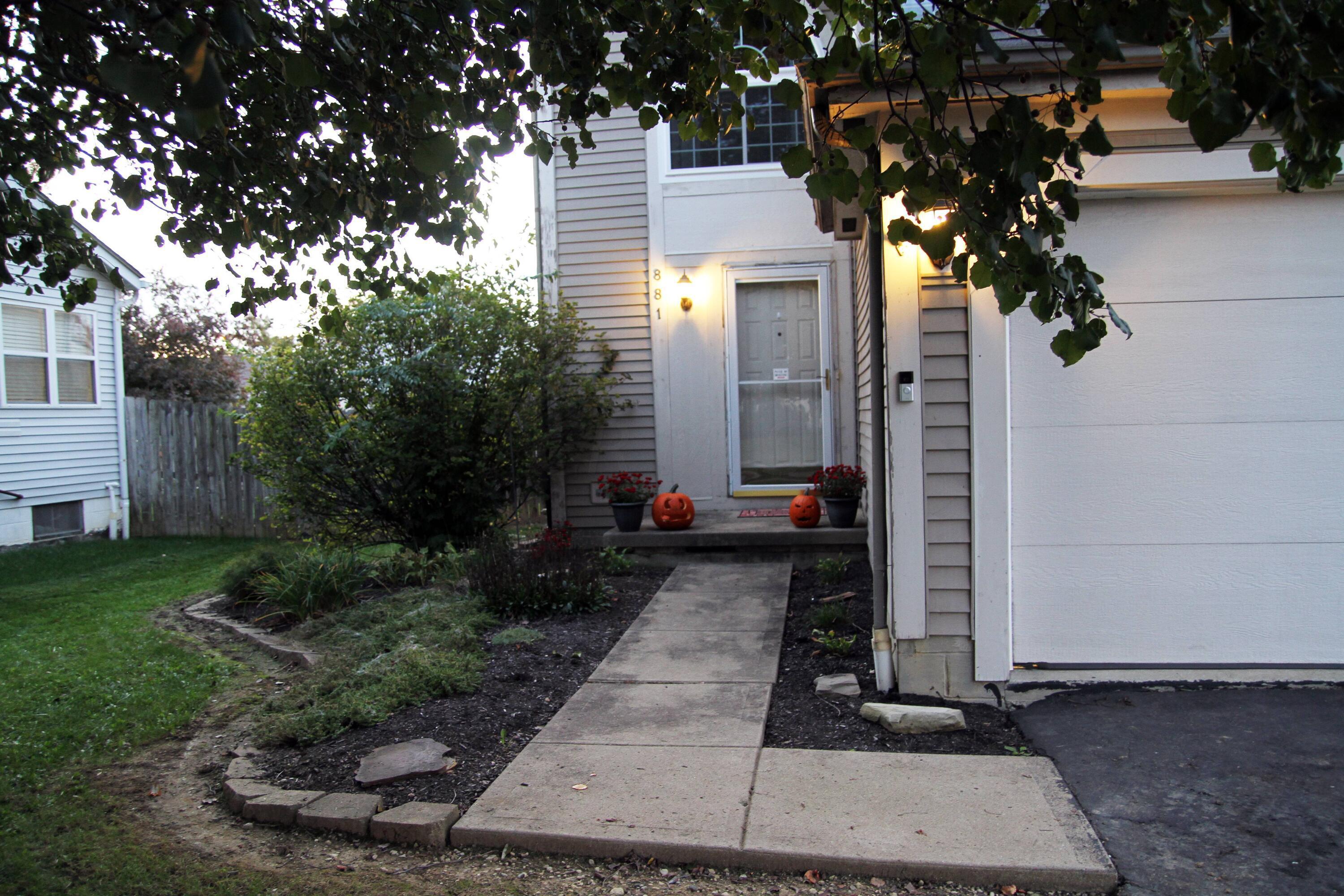 881 Riggsby Road Galloway, OH 43119 - Photo 3 of 16 Gallery Image 3