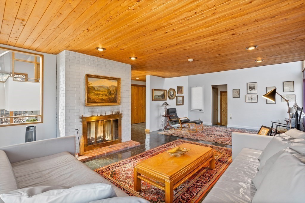 250 Stow Road Harvard, MA 01451 - Photo 8 of 26 Gallery Image 8