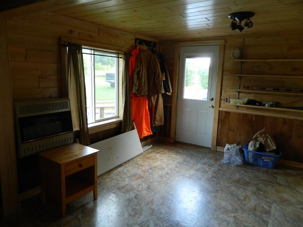 1816 Eisenhower Road Blanchard, MI 49310 - Photo 9 of 23