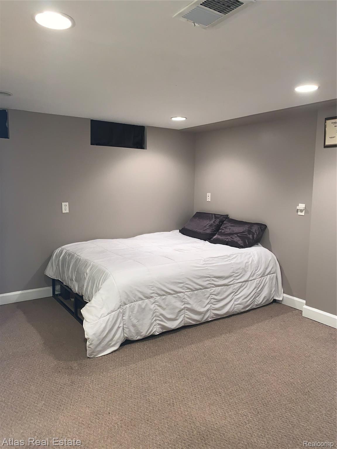 5500 East Potter Road Burton, MI 48509 - Photo 26 of 35 image (25).jpg