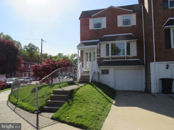 $2,300 | 12839 Elnora Road, Philadelphia, PA 19154