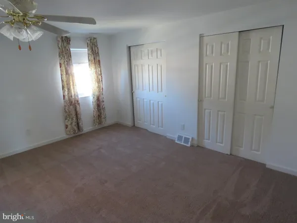$2,300 | 12839 Elnora Road, Philadelphia, PA 19154