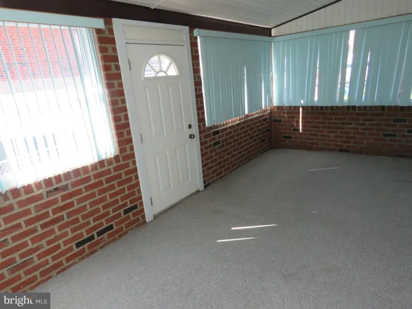 $2,300 | 12839 Elnora Road, Philadelphia, PA 19154