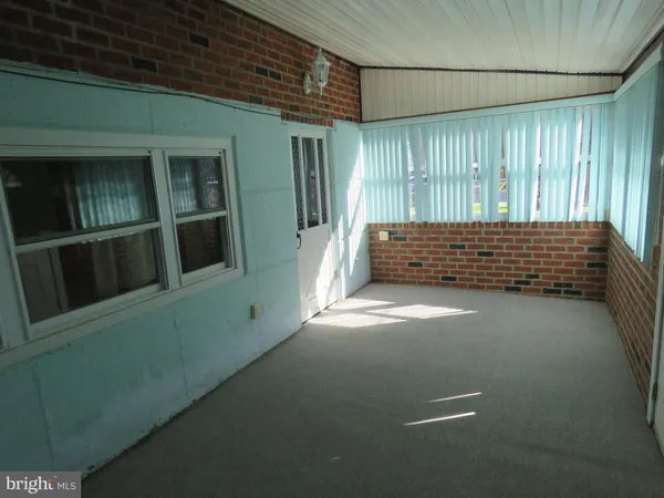 $2,300 | 12839 Elnora Road, Philadelphia, PA 19154