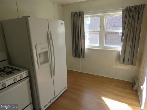 $2,300 | 12839 Elnora Road, Philadelphia, PA 19154