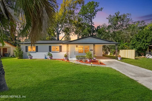 $314,500 | 3064 Carrevero Drive West, Jacksonville, FL 32216