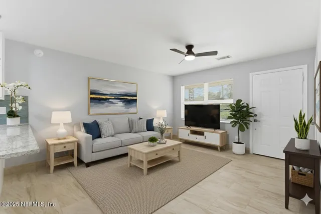 $314,500 | 3064 Carrevero Drive West, Jacksonville, FL 32216