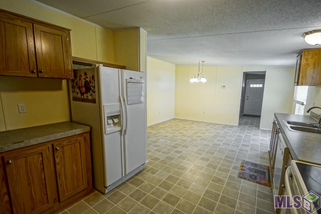 10483 Thibodeaux Road Denham Springs, LA 70706 - Photo 10 of 22