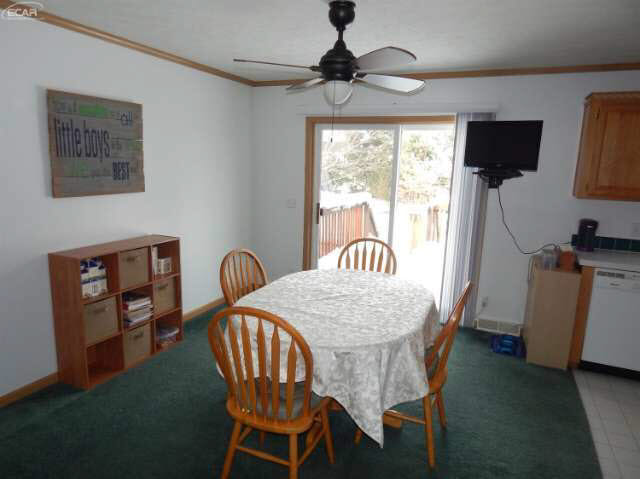 8525 North Genesee Road Mount Morris, MI 48458 - Photo 10 of 27 20877467-10.JPG