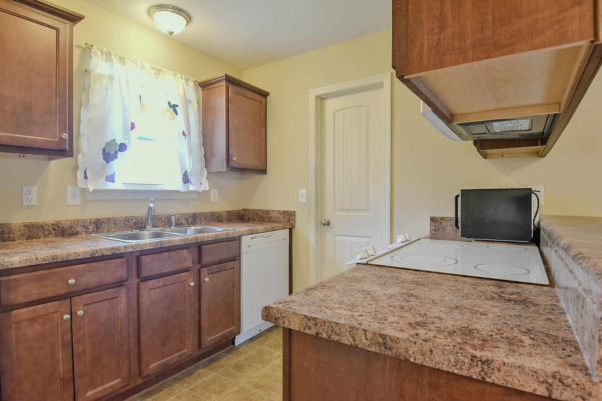 1562 Majesty Loop Foley, AL 36535 - Photo 10 of 21