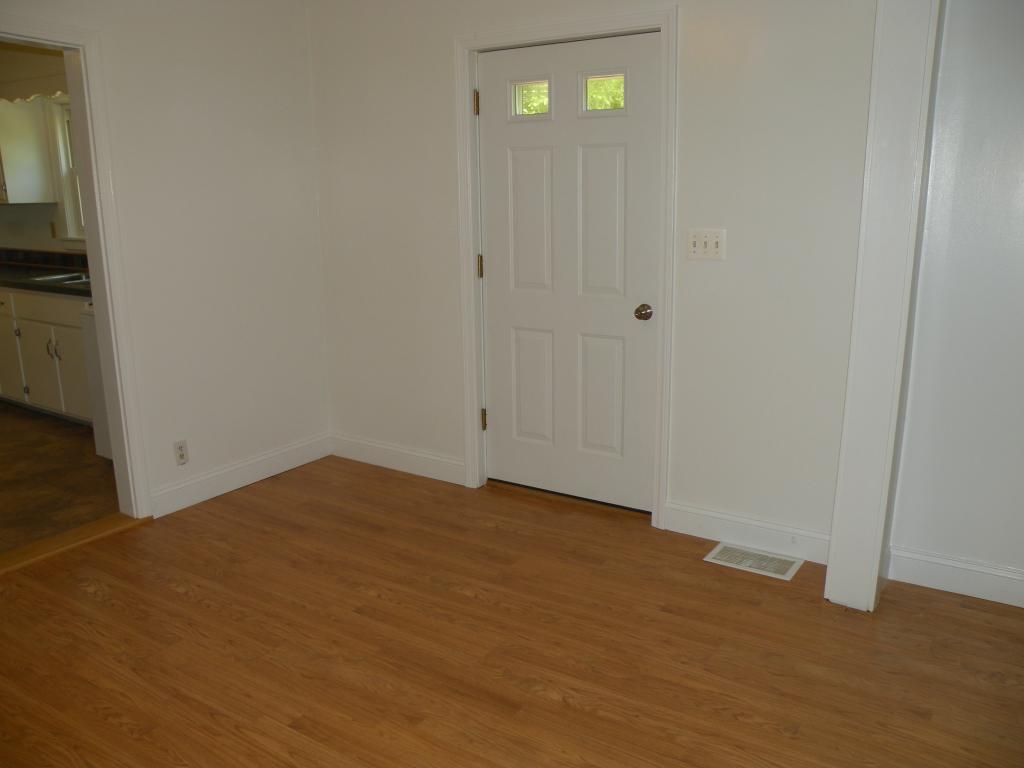 107 Nashua Road Bedford, NH 03110 - Photo 10 of 13 Gallery Image 10