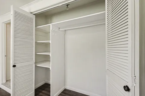a view of walk in closet