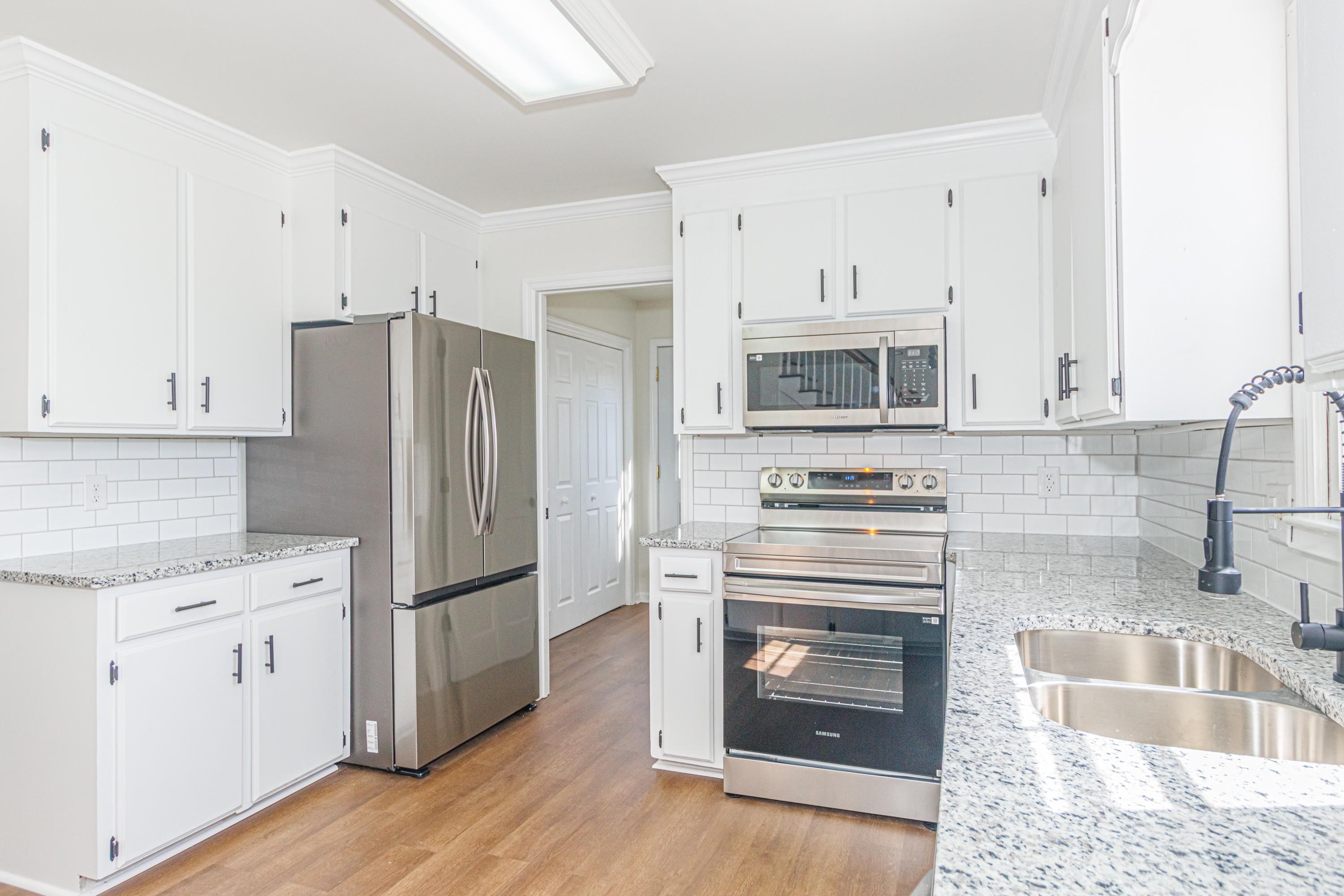 4103 Heather Drive Florence, SC 29501 - Photo 12 of 55