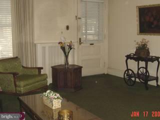 914 Atwood Road Philadelphia, PA 19151 - Photo 2 of 6 Gallery Image 2