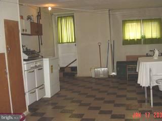 914 Atwood Road Philadelphia, PA 19151 - Photo 5 of 6 Gallery Image 5