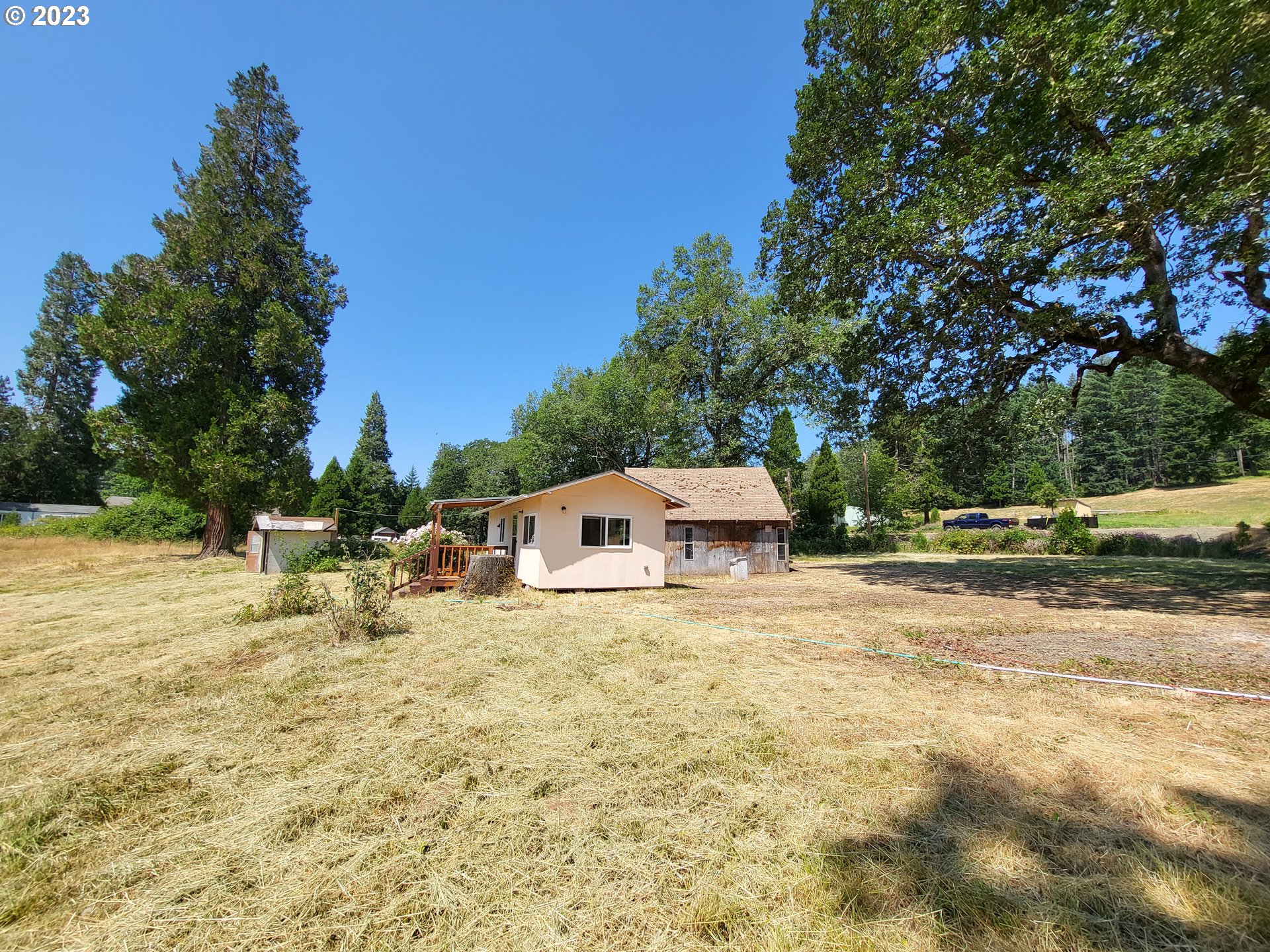 5150 Azalea-Glen Road Glendale, OR 97442 - Photo 15 of 30 Gallery Image 15