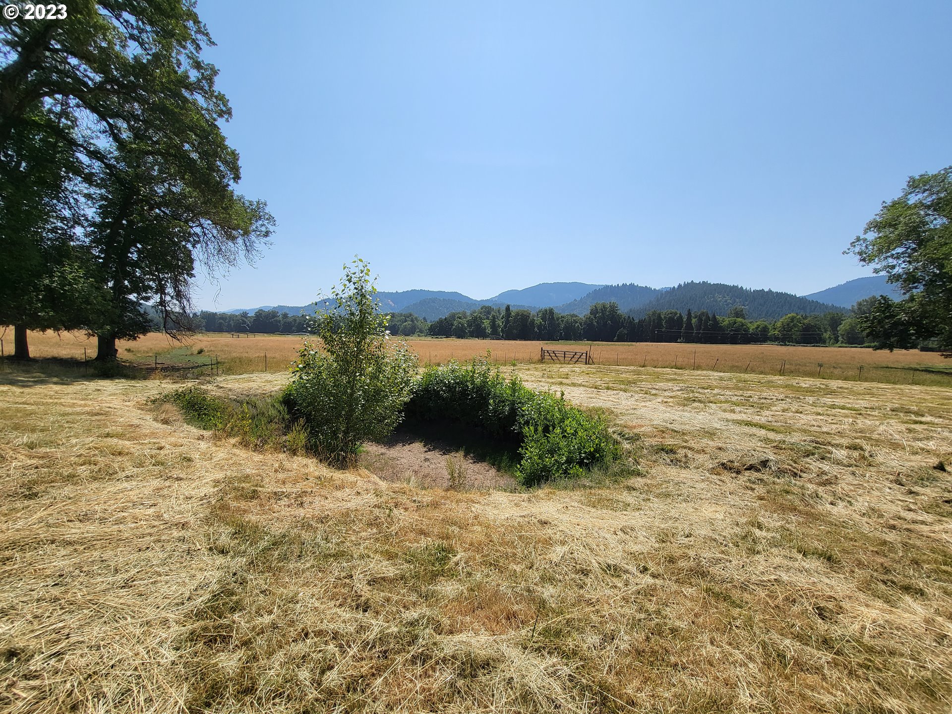 5150 Azalea-Glen Road Glendale, OR 97442 - Photo 17 of 30 Gallery Image 17