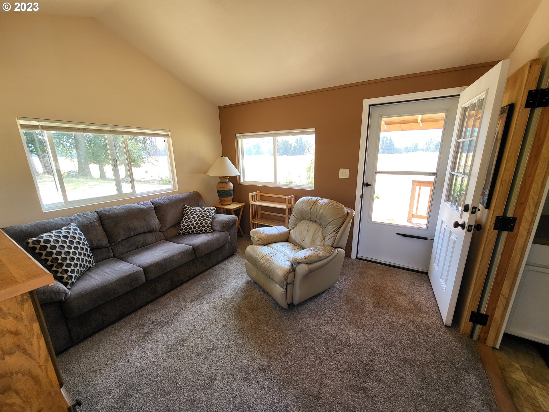 5150 Azalea-Glen Road Glendale, OR 97442 - Photo 22 of 30 Gallery Image 22