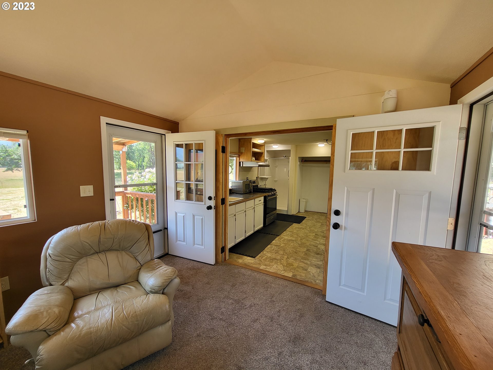 5150 Azalea-Glen Road Glendale, OR 97442 - Photo 24 of 30 Gallery Image 24