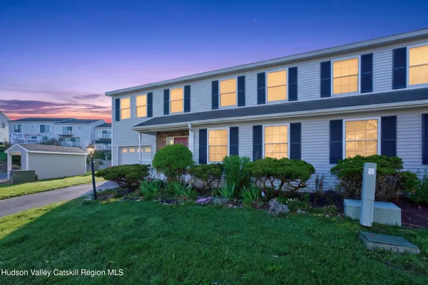 $624,999 | 22 Van Winkle Road, Unit ACADEMY HILL CORNER, Hudson, NY 12534
