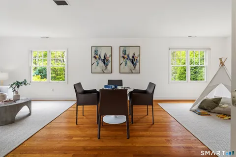 $2,389,000 | 86 Middlebrook Farm Road, Wilton, CT 06897